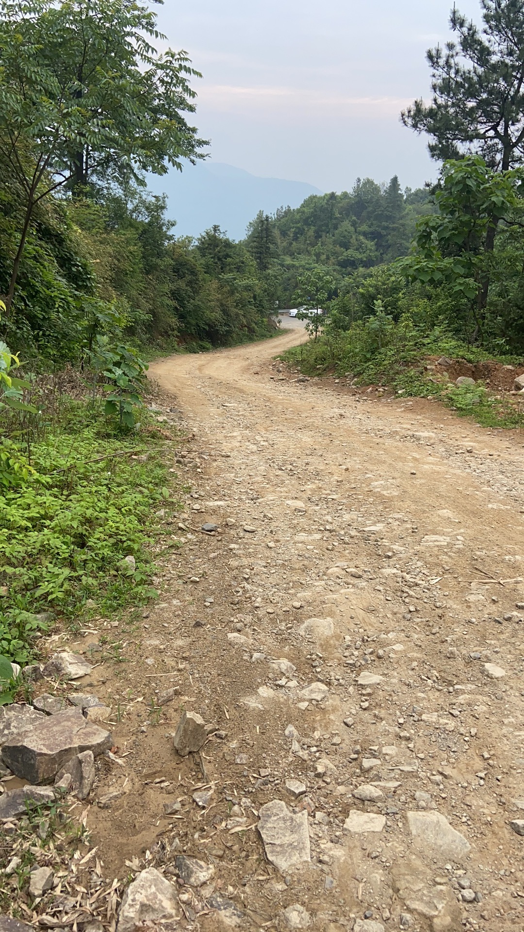 安顶山和同盘顶